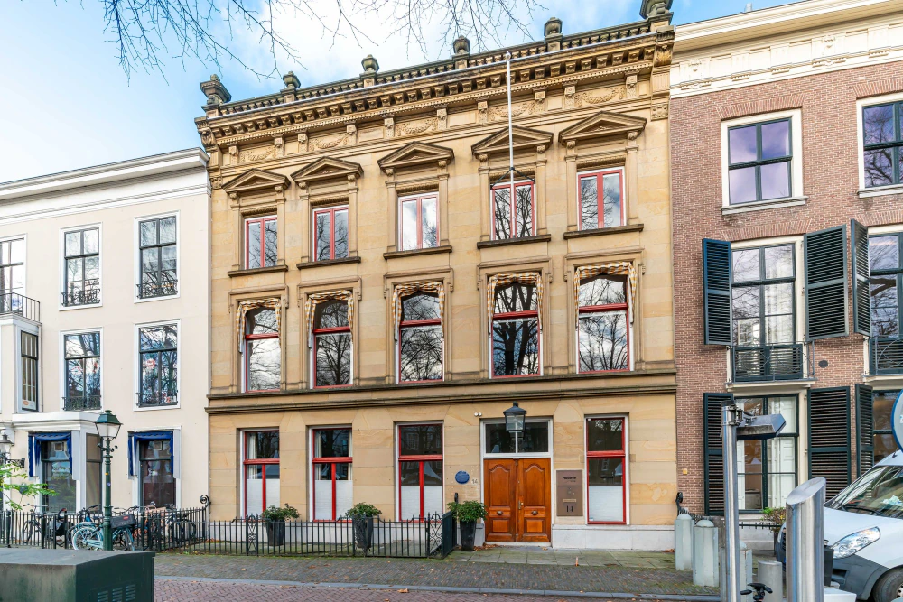 Voorgevel van Lange Voorhout 14